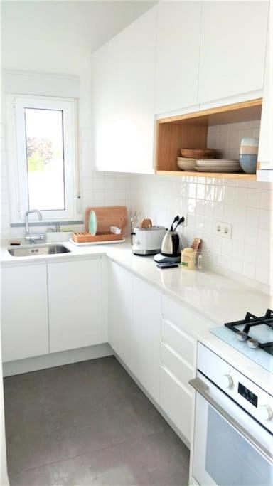 Apartamento Artist's Retreat Near The Riverside With Ac